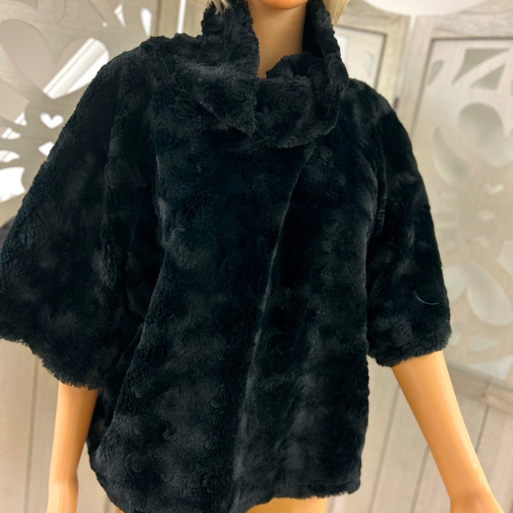 INC International Concepts Black Plush Faux Fur Ladies Top Size Large